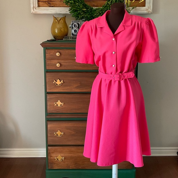 Vintage Dresses & Skirts - California Looks - vintage 80s dress with belt